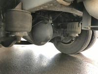 日野レンジャー冷蔵冷凍ウイング中型（4t）[写真27]