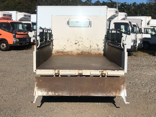 三菱ふそうキャンターダンプ小型（2t・3t）[写真09]