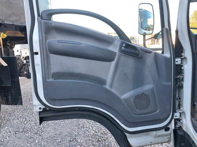 いすゞエルフ平ボディ小型（2t・3t）[写真28]