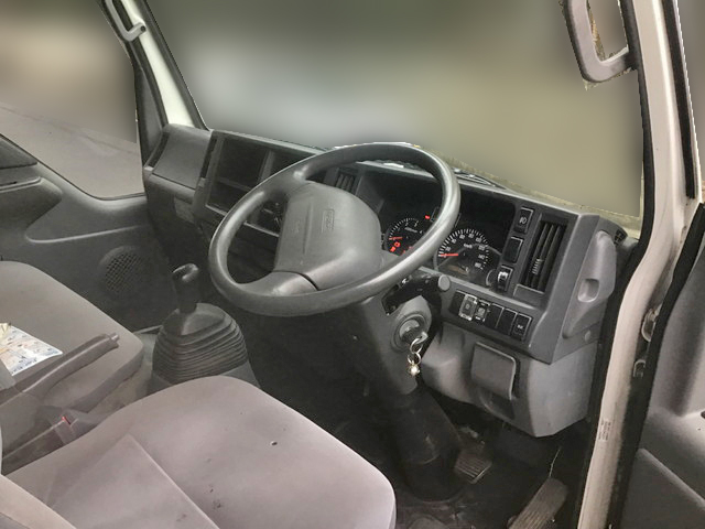 マツダタイタン平ボディ小型（2t・3t）[写真25]