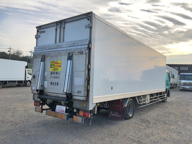 いすゞフォワード冷凍車（冷蔵車）増トン（6t・8t）[写真02]