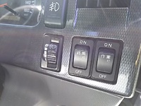 いすゞエルフ平ボディ小型（2t・3t）[写真24]