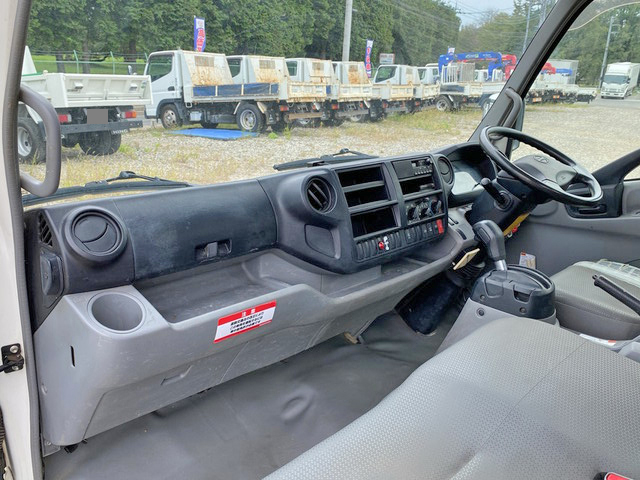 日野デュトロクレーン3段小型（2t・3t）[写真31]