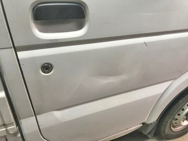 その他のメーカーその他の車種平ボディ小型（2t・3t）[写真03]