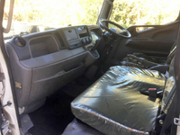 三菱ふそうキャンター平ボディ小型（2t・3t）[写真29]