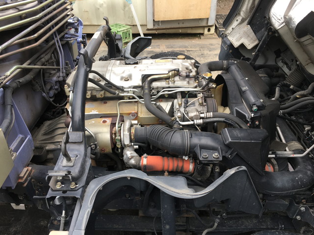 三菱ふそうキャンタークレーン3段小型（2t・3t）[写真28]