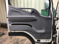 三菱ふそうキャンタークレーン3段小型（2t・3t）[写真30]