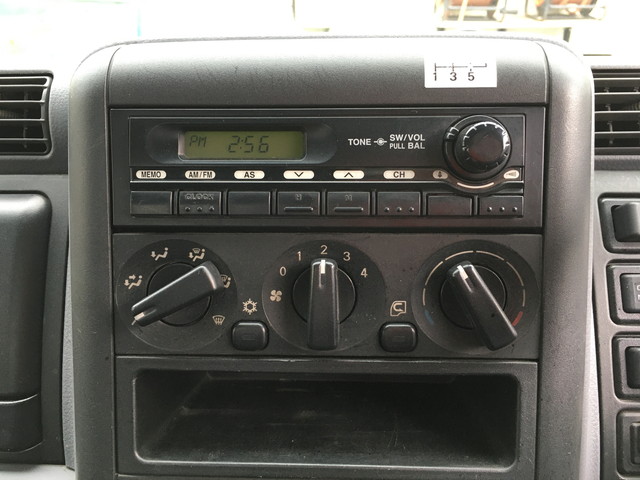 三菱ふそうキャンタークレーン3段小型（2t・3t）[写真36]