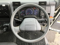 三菱ふそうキャンタークレーン3段小型（2t・3t）[写真38]