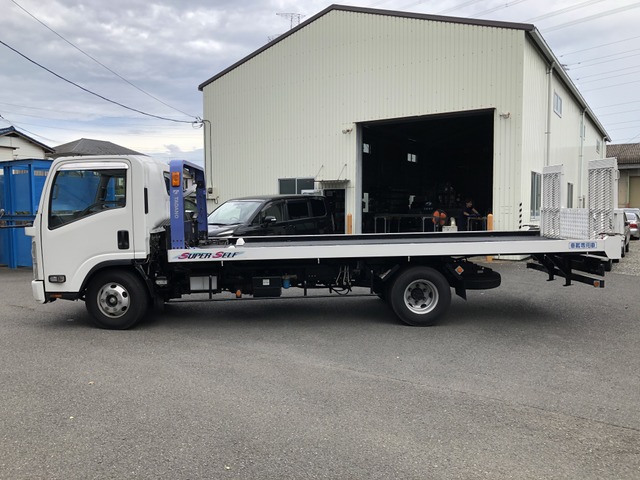 いすゞエルフセーフティローダー小型（2t・3t）[写真05]