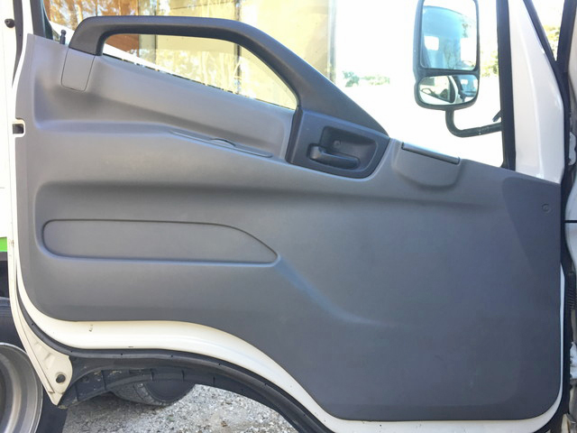 日野デュトロクレーン3段小型（2t・3t）[写真30]