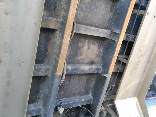 三菱ふそうスーパーグレートダンプ大型（10t）[写真18]