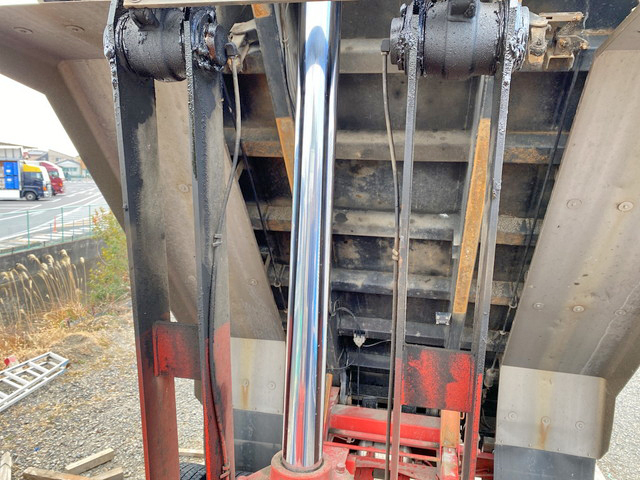 三菱ふそうスーパーグレートダンプ大型（10t）[写真19]