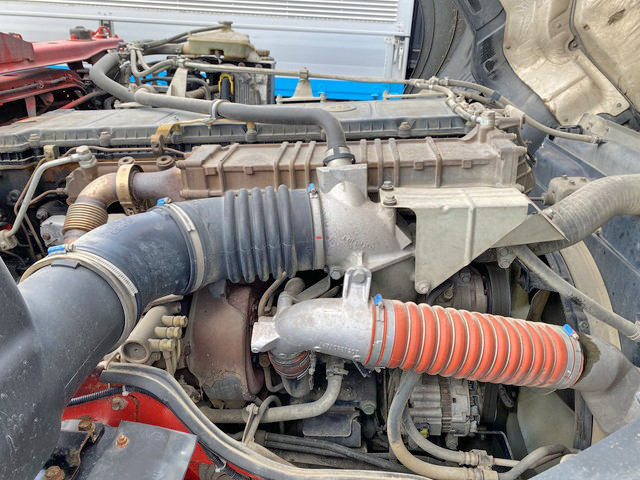 三菱ふそうスーパーグレートダンプ大型（10t）[写真25]