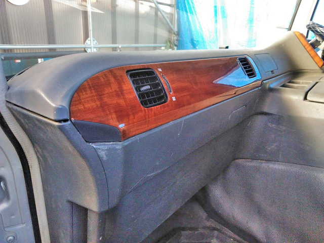 三菱ふそうスーパーグレートダンプ大型（10t）[写真30]