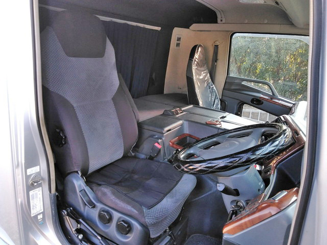 三菱ふそうスーパーグレートダンプ大型（10t）[写真33]