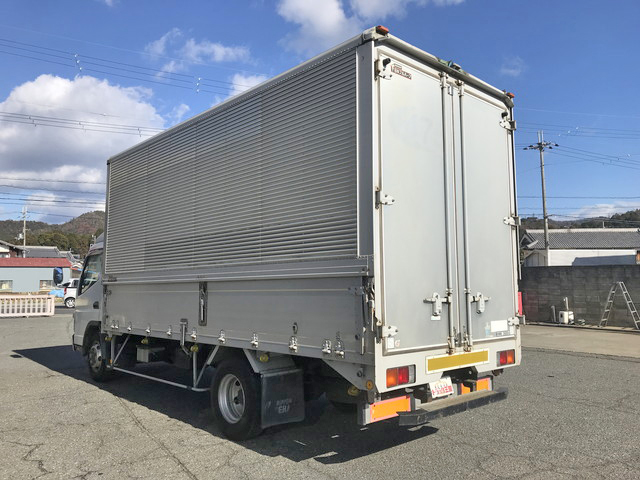 三菱ふそうキャンターアルミウイング小型（2t・3t）[写真04]