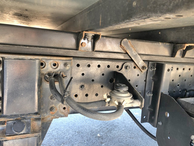 いすゞエルフアルミバン小型（2t・3t）[写真23]