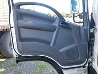 いすゞエルフアルミバン小型（2t・3t）[写真30]