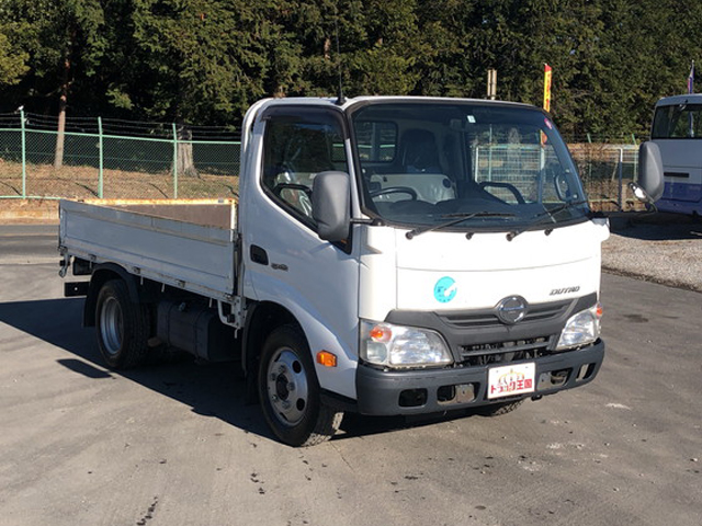 日野デュトロ平ボディ小型（2t・3t）[写真03]