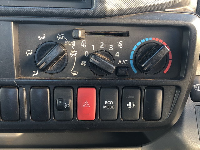 日野デュトロ平ボディ小型（2t・3t）[写真34]