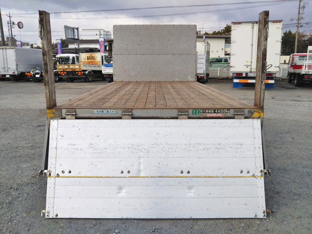 三菱ふそうファイターアルミブロック中型（4t）[写真10]
