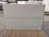 三菱ふそうファイターアルミブロック中型（4t）[写真12]