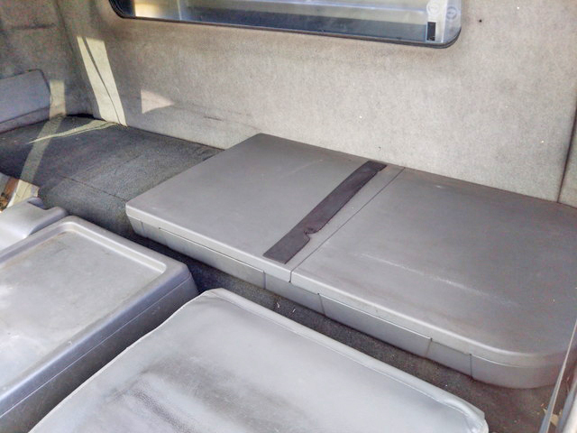 三菱ふそうファイターアルミブロック中型（4t）[写真31]