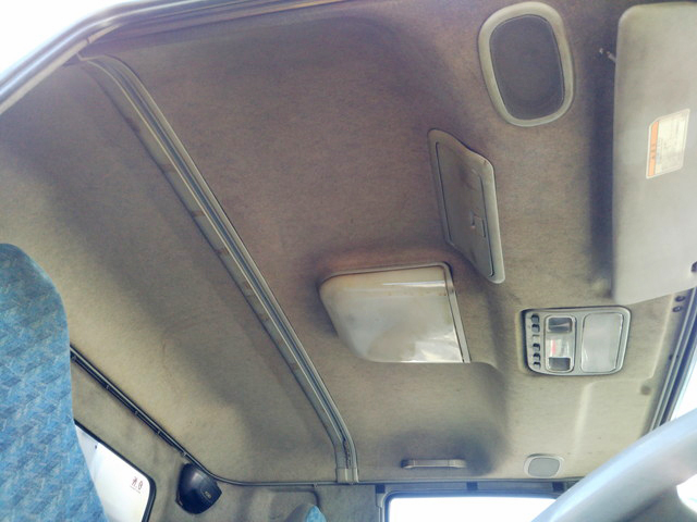 三菱ふそうファイターアルミブロック中型（4t）[写真33]