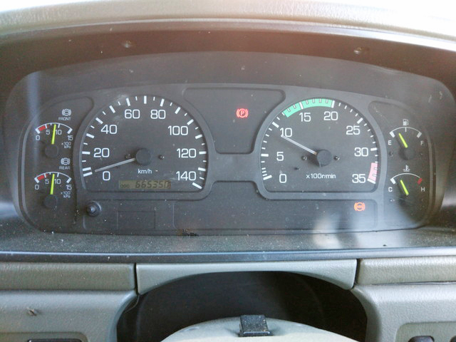 三菱ふそうファイターアルミブロック中型（4t）[写真36]