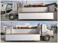 三菱ふそうファイターアルミブロック中型（4t）[写真06]