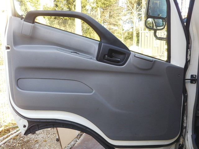 日野デュトロユニック4段小型（2t・3t）[写真28]