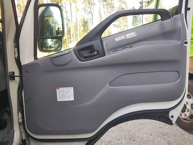 日野デュトロユニック4段小型（2t・3t）[写真29]