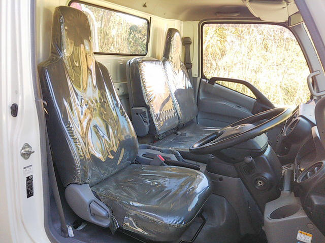 日野デュトロユニック4段小型（2t・3t）[写真30]