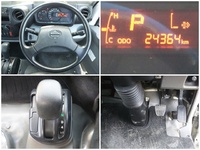 日野デュトロユニック4段小型（2t・3t）[写真35]