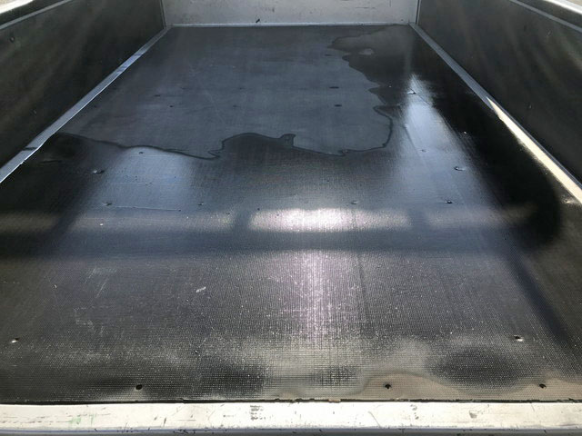 トヨタトヨエース平ボディ小型（2t・3t）[写真11]