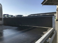 トヨタトヨエース平ボディ小型（2t・3t）[写真13]