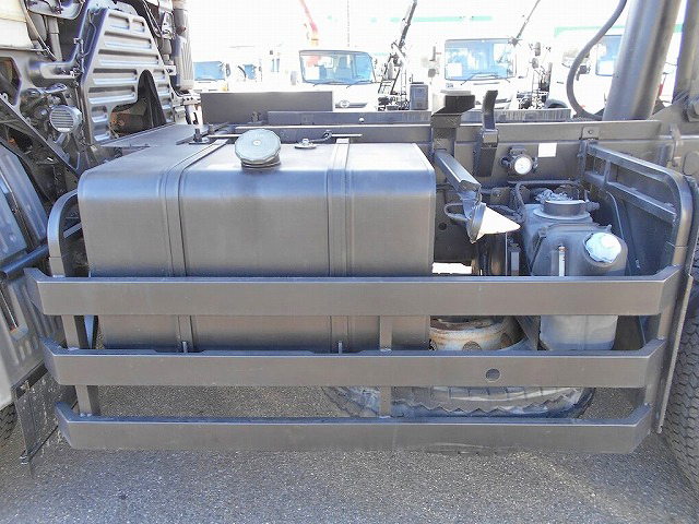 日野プロフィアダンプ大型（10t）[写真23]