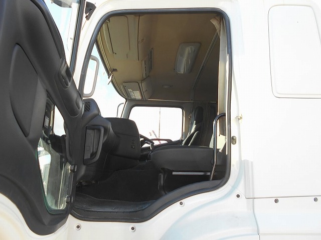 日野プロフィアダンプ大型（10t）[写真30]