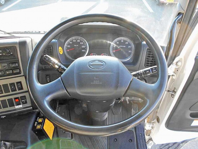 日野プロフィアダンプ大型（10t）[写真34]