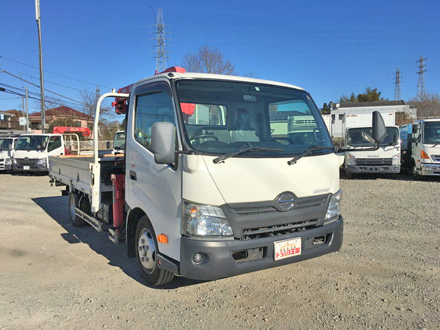 日野デュトロクレーン3段小型（2t・3t）[写真03]