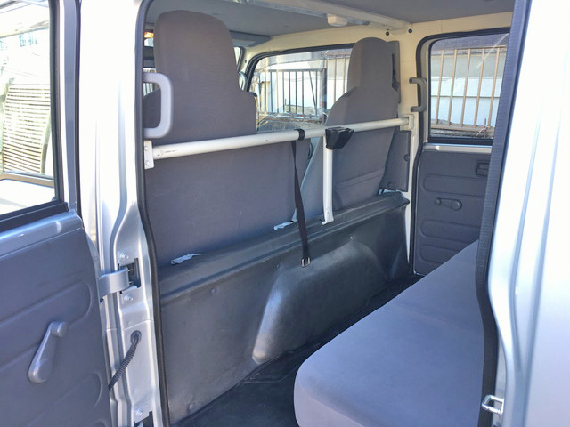 いすゞエルフダブルキャブ（Wキャブ）小型（2t・3t）[写真25]