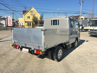 いすゞエルフダブルキャブ（Wキャブ）小型（2t・3t）[写真02]