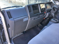 いすゞエルフダブルキャブ（Wキャブ）小型（2t・3t）[写真30]