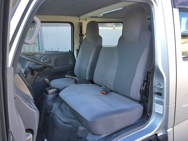 いすゞエルフダブルキャブ（Wキャブ）小型（2t・3t）[写真31]