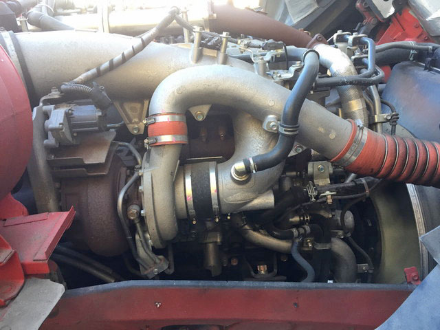 いすゞギガトレーラーヘッド（トラクターヘッド）大型（10t）[写真24]