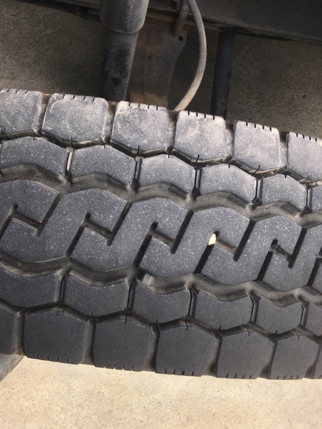 いすゞエルフコンクリートポンプ車小型（2t・3t）[写真14]