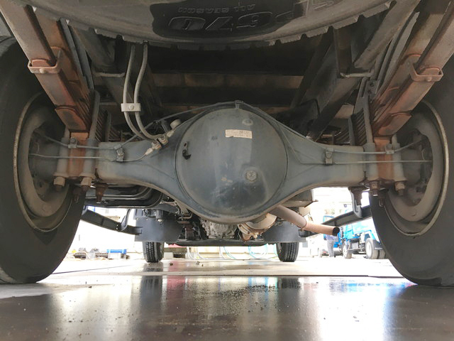 三菱ふそうファイター平ボディ中型（4t）[写真18]