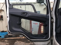 三菱ふそうファイター平ボディ中型（4t）[写真24]