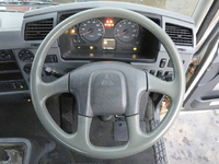 三菱ふそうファイター平ボディ中型（4t）[写真34]